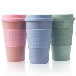 Plastic Coffee Mug with Silicone Sleeve And Lid